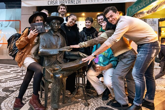 Barcelona Dark History Night Walking Tour With Drinks - Why solo visitors may find it useful