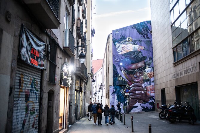 Barcelona El Raval Dark History Walking Tour - Stop six: graffiti at Jardins de les Tres Xemeneies