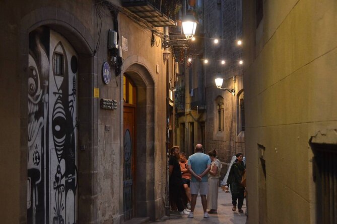 Barcelona Ghosts of a Dark Past Gothic Walking Tour - Why this dark-history walk works