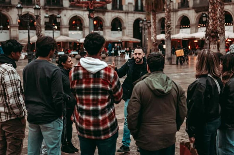 Barcelona: Tipsy Tapas & History Tour in the Gothic Quarter - Why this Barcelona evening works