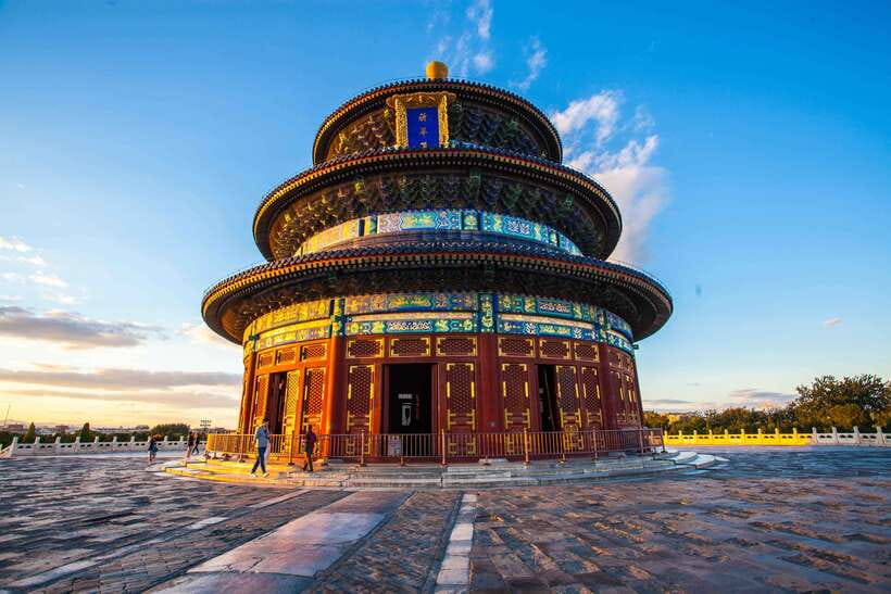 Beijing: All-Inclusive 3-Day Private Tour of Must-See Sights - Why the guide and driver matter