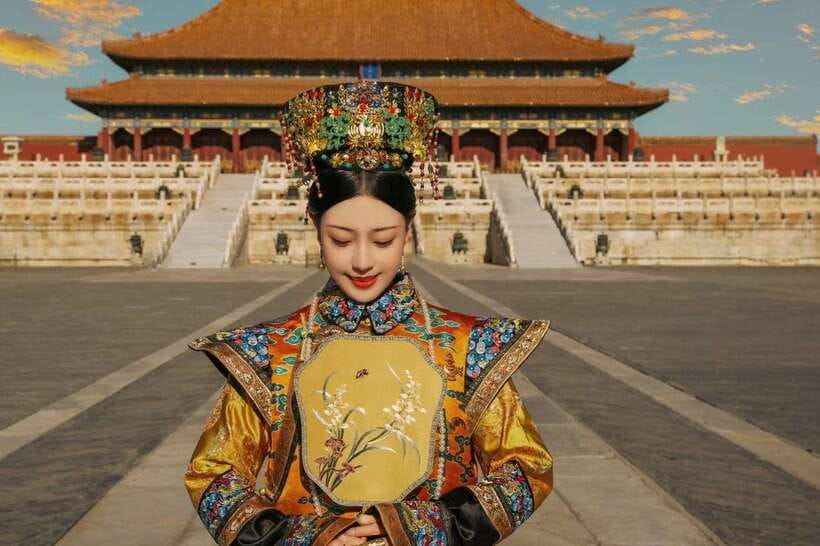 Beijing: Must-Try Chinese Ancient Costume Rental& Photoshoot - From Jinyu Hutong Station to your costume