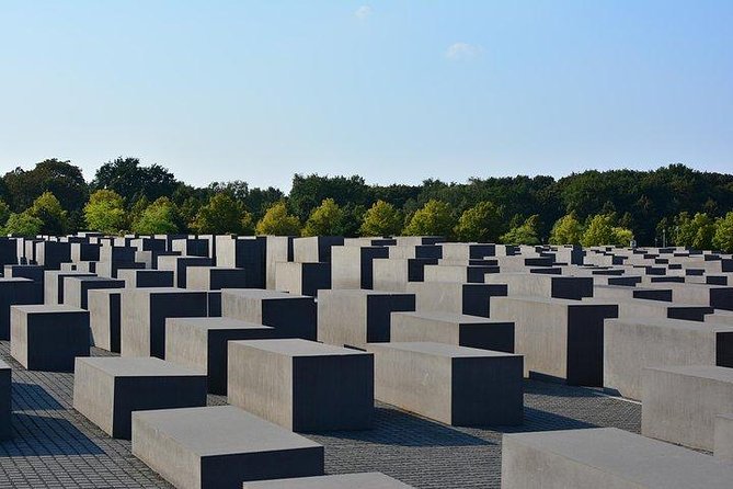 Berlin Beers & Battlefields Tour: War History and German Beer - Pubs tied to Berlin’s past