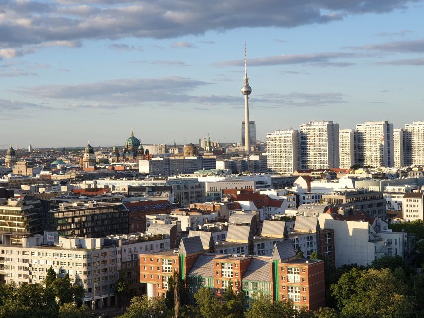 Berlin Historical Highlights Walking Tour - Museum Island and Humboldt Forum