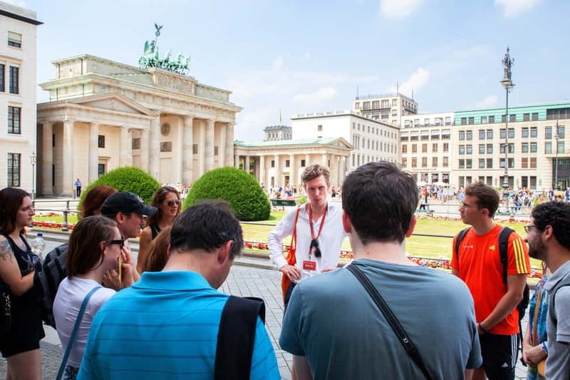 Berlin: History of the Third Reich Guided Walking Tour - The Luftwaffe headquarters and Nazi architecture