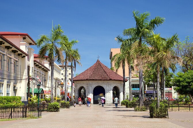 BEST OF CEBU: Cebu City Heritage with Uphill Tour | Joiners - Basilica Minore del Santo Niño: plan your clothing