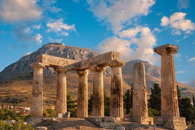 Biblical Corinth: St. Paul and His Letters to the Corinthians - Key points before you book