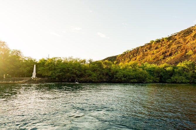 Big Island Historical Dinner Cruise to Kealakekua Bay - The return trip is when the evening opens up