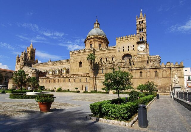Bike tour of the historic center of Palermo with tasting - Key points to know before you ride