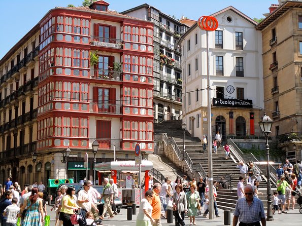 Bilbao Historical Small Group Tour - Starting at Arriaga Theater and Plaza Nueva