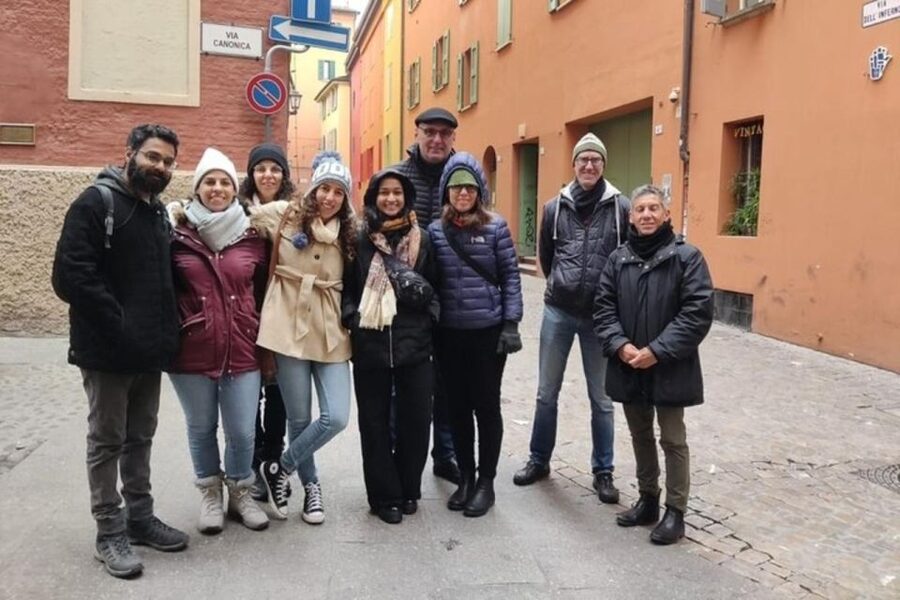 Bologna : Historic Center Walking Tour - Why a two-hour walk works well in Bologna