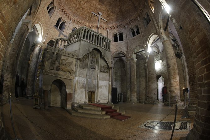Bologna historical art walking tour with hidden gems and tastings - Archiginnasio: Bologna’s university in carved wood and stone