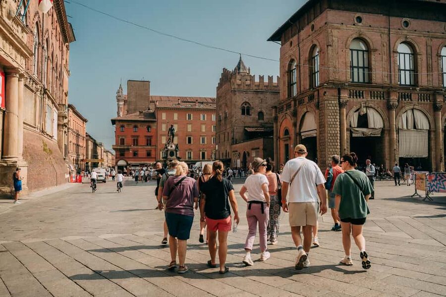 Bologna: Small-Group Tour with the Historic Archiginnasio - Key points before you book