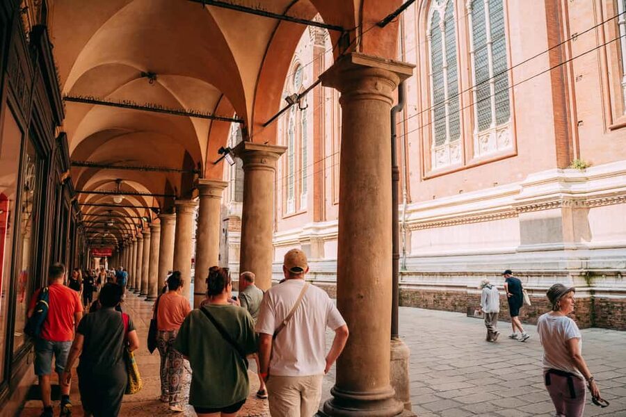 Bologna: Small-Group Tour with the Historic Archiginnasio - Santo Stefano, galleries, and Bologna’s covered walkways