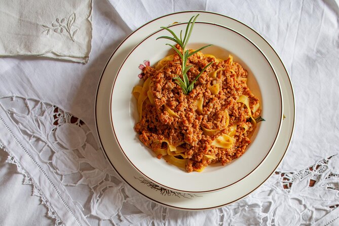 Bolognese Cooking Class with Margherita in the Historic Center - The Quadrilatero option adds real context