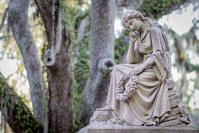 Bonaventure Cemetery & Wormsloe State Historic Site Tour - Bonaventure Cemetery: stories beneath the live oaks