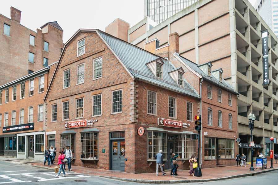 Boston: 2-Hour Historic Walking Tour - The guide makes or breaks the experience