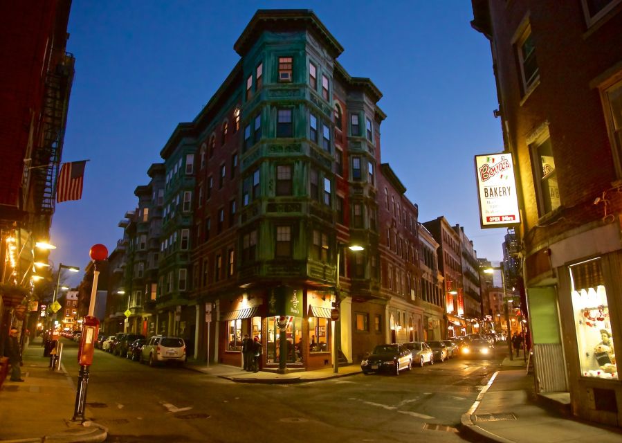 Boston: Historic Pubs Walking & Ferry, Food & Drink Tour - Old State House, Faneuil Hall, and Quincy Market