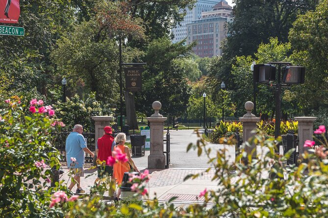 Boston History and Freedom Trail Private Walking Tour - Starting near Faneuil Hall and Granary Burying Ground
