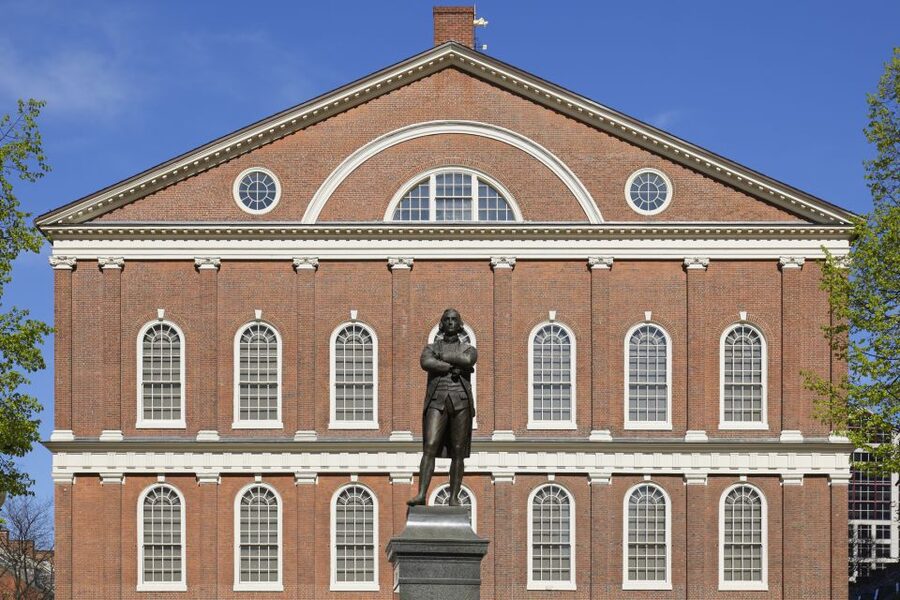 Boston: History Pub Crawl Tour Along the Freedom Trail - Should you book the Boston history pub crawl?
