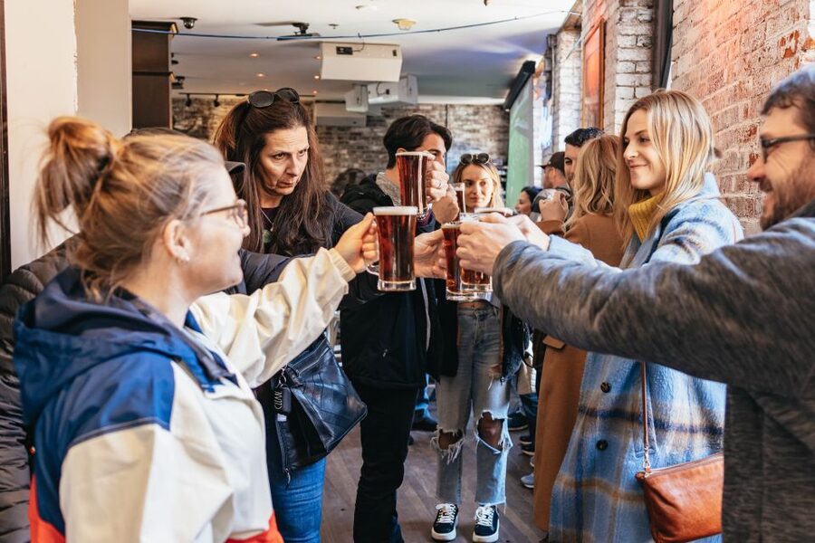 Boston: History Pub Crawl Tour Along the Freedom Trail - Walking, weather, and accessibility