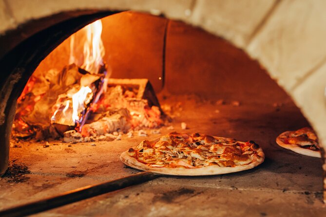 Boston Pizza Lovers Food and History Walking Food Tour - What the guides add to the experience