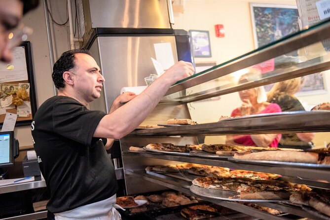 Boston Pizza Lovers Food and History Walking Food Tour - Weather, shoes, and group size