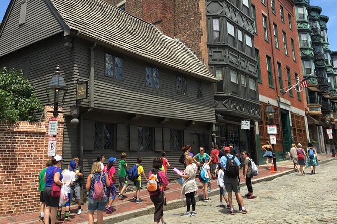 Boston Seafood Lovers Food and History Walking Tour - How much walking and waiting to expect
