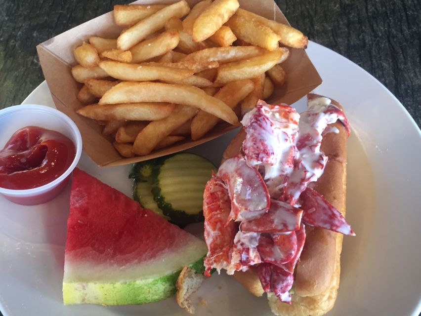 Boston: Seafood Tasting & Historical Walking Tour - Chowder and the Boston Waterfront