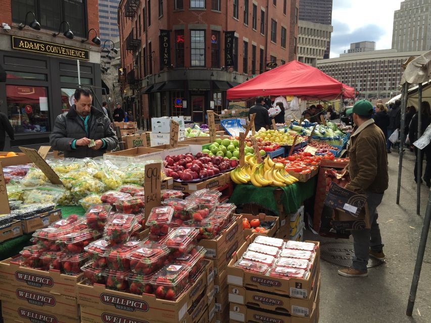 Boston: Seafood Tasting & Historical Walking Tour - Lobster in the Blackstone Block