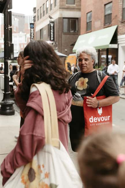 Boston: Ultimate Historic Food & Drink Tour - Coffee and an Italian history lesson