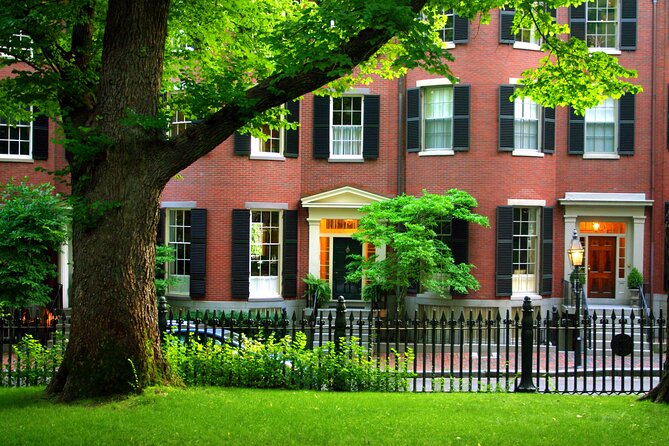 Boston: Underground Railroad History Tour of Beacon Hill - Passing historic churches and homes on the route