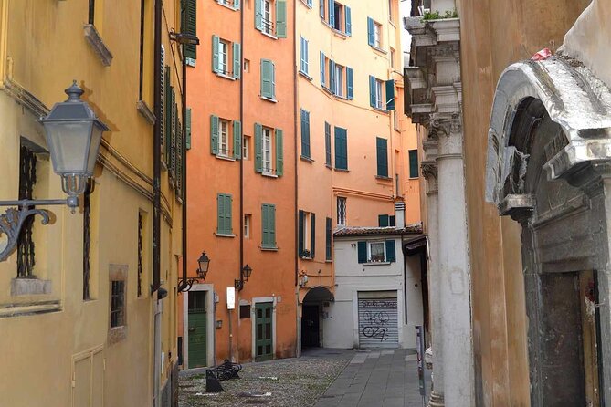 Brescia the Unexpected: History, Local Stories & a drink - Piazza Paolo VI and Brescia’s family rivalries