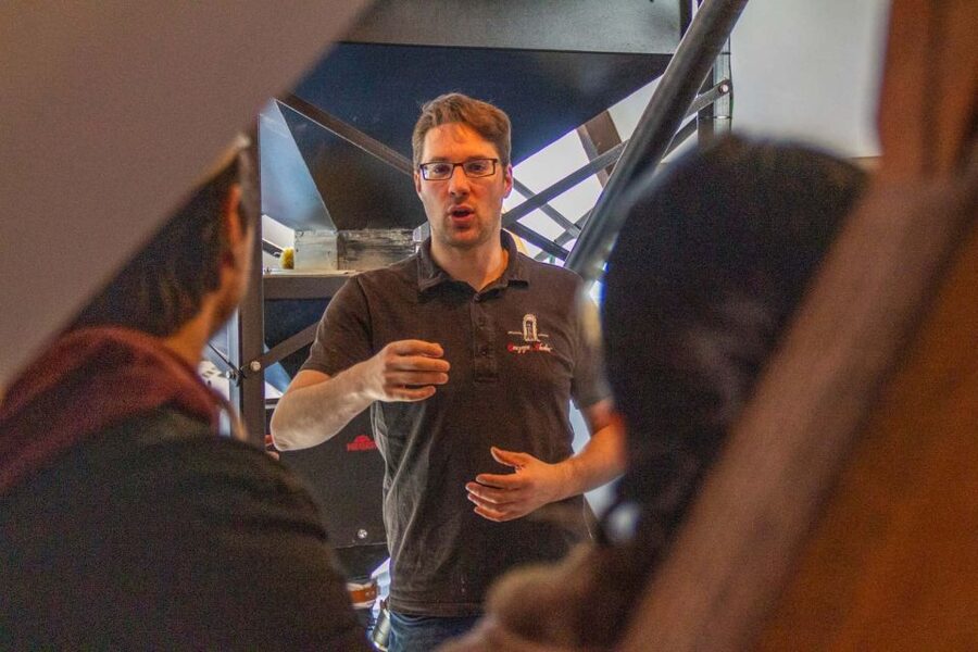 Bruges: History, Chocolate and Beer Walking Tour - Timing, comfort, and practical details