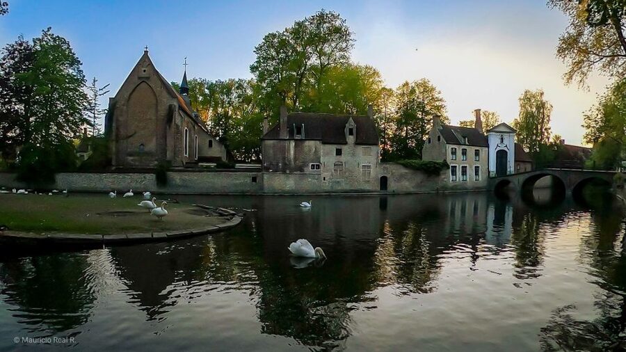Bruges: Private Historical Highlights Walking Tour - Grote Markt and the making of medieval Bruges