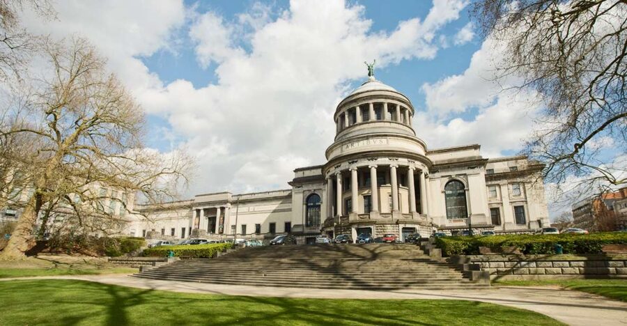 Brussels: Museum Art & History Entry Ticket - Asian Buddhas and the non-European galleries