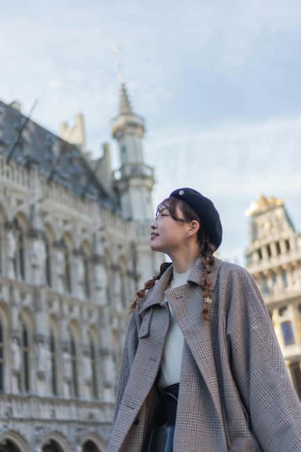 Brussels on Foot: Historic Center with a Local Guide in 2 hours - Delirium Café and Brussels’ food-and-drink culture