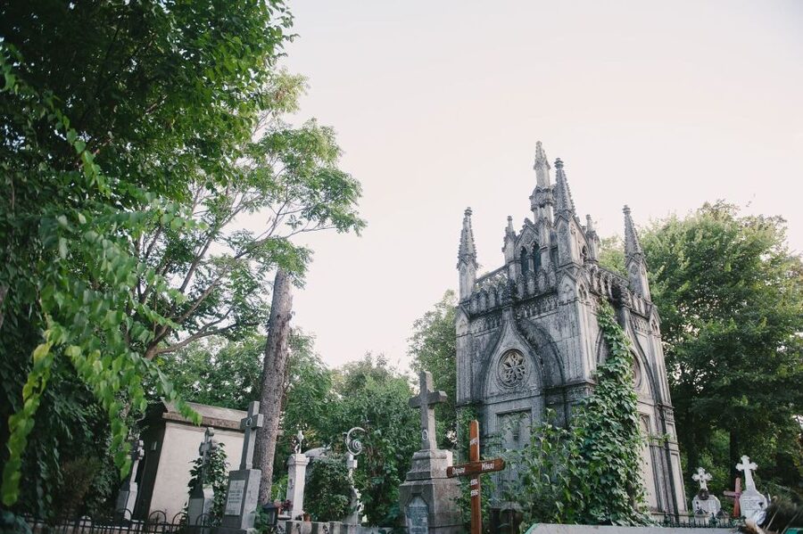 Bucharest: 3-Hour Dark History Tour with a Local - University Square and the blood of 1989