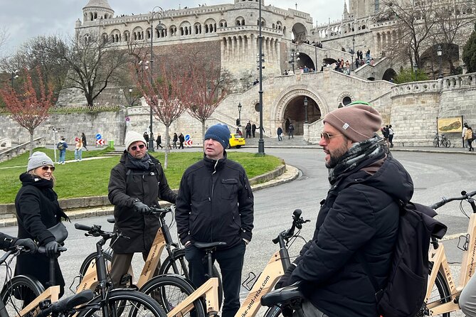 Budapest: Historic Downtown ride on E-Bicycles Buda & Pest - Chain Bridge and the climb to Fisherman’s Bastion