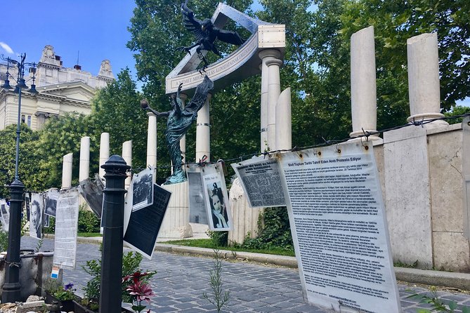 Budapest Jewish Heritage: Synagogues, Shoes, Secrets & Flódni - The Shoes on the Danube Bank memorial