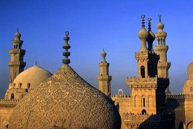 Cairo Half Day Tours visit Islamic Cairo & ancient mosques - Khan el-Khalili and the art of buying carefully