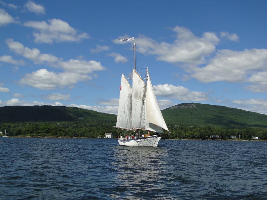 Camden: Historic Schooner Day Sailing Trip - Leaving Camden Harbor for Curtis Island Light