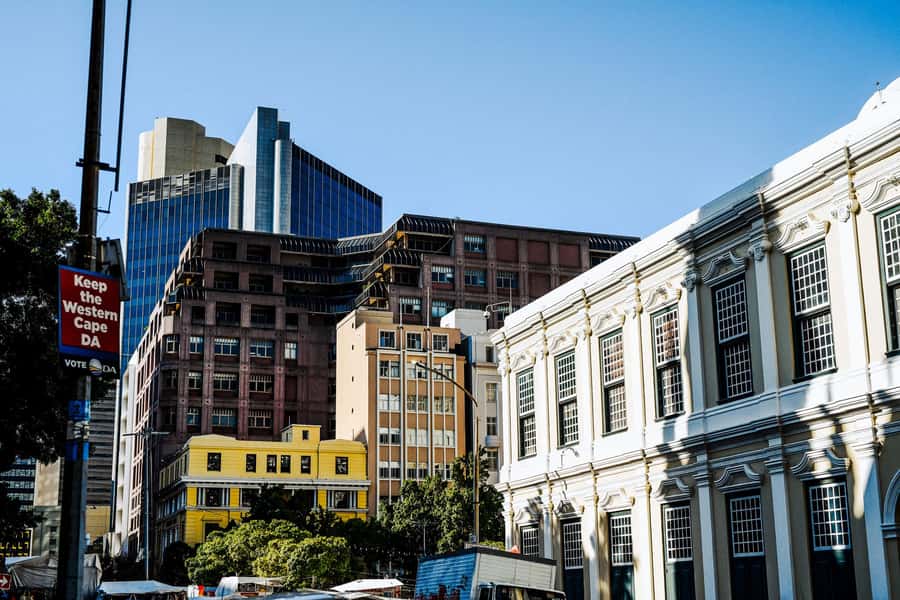 Cape Town: Art, Culture & History Walking Tour - City Hall, Parliament, and the Mandela connection
