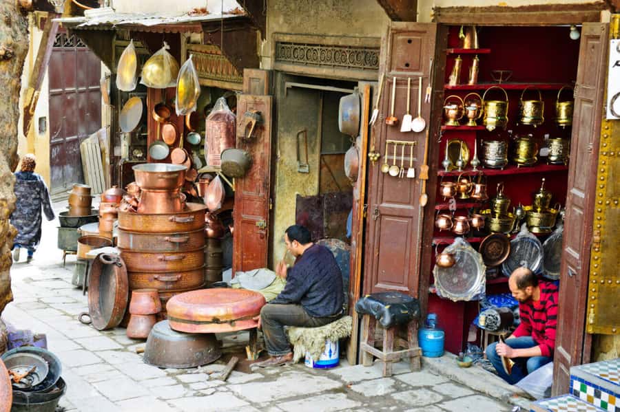 Casablanca to Fez: Scenic & Historical Day Trip with Lunch - Panoramic views and the Royal Palace gateway