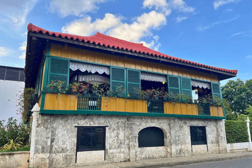 Cebu: Exploring Cebu City's rich history and Uphill Tour - Magellan’s Cross and the Santo Niño