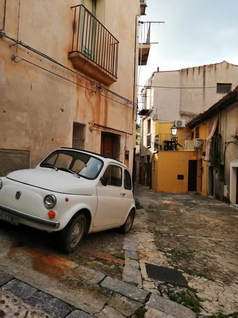 Cefalù: History and Legends Guided Walking Tour - What makes this Cefalù walk worth your time