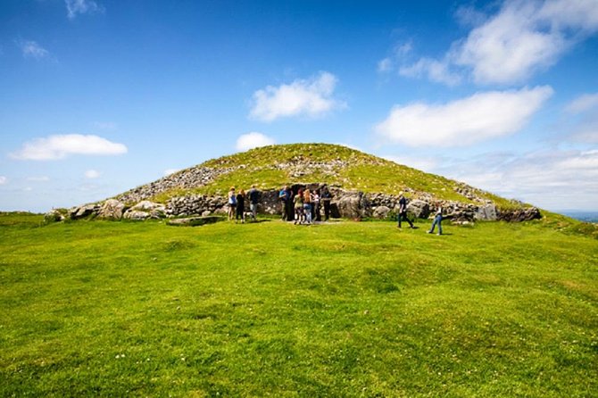 Celtic Boyne Valley & Ancient Sites Day Tour From Dublin - Loughcrew Cairns: the day’s hardest walk