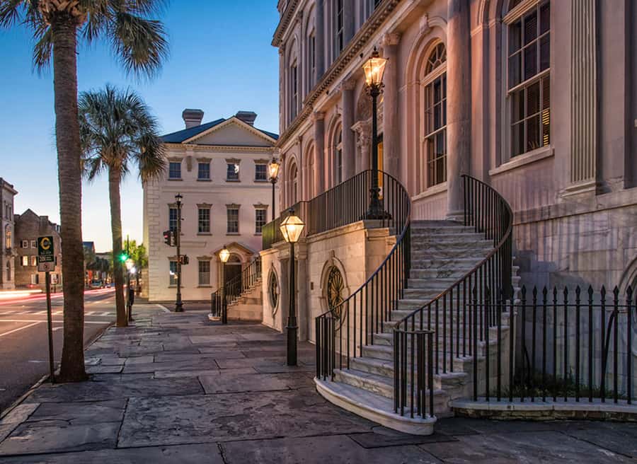 Charleston: History and Architecture Guided Walking Tour - Finishing at Pineapple Fountain