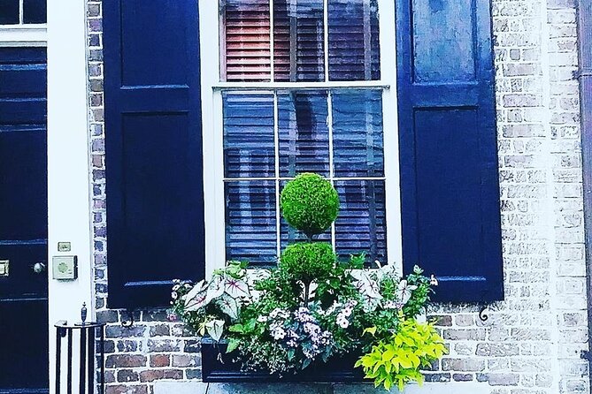Charleston History Tour - Small Groups Only - History & Alleyways - The Dock Street Theater and Charleston’s stage history