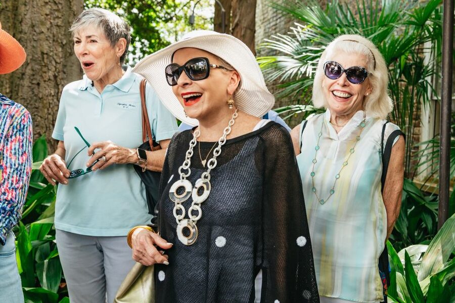 Charleston: Old Walled City Historical Walking Tour - Meeting your guide on Chalmers Street